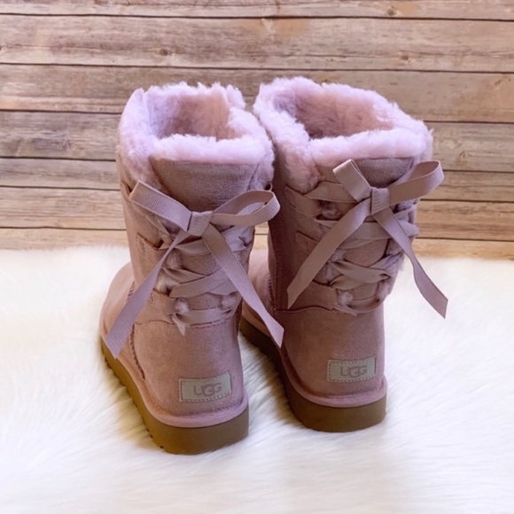 UGG Shoes - UGG Short Continuity Bow Boots In Pink Crystal